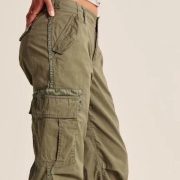 Abercrombie & Fitch Utility Cargo Pants Baggy Y2K Style Olive Satin Accents - Picture 13 of 16